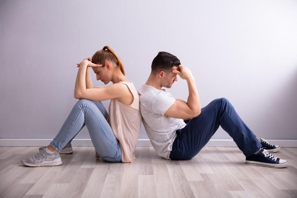 why-emotional-cheating-can-be-just-as-harmful-as-physical-affairs